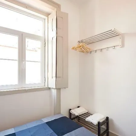Bairro Alto Apartment *